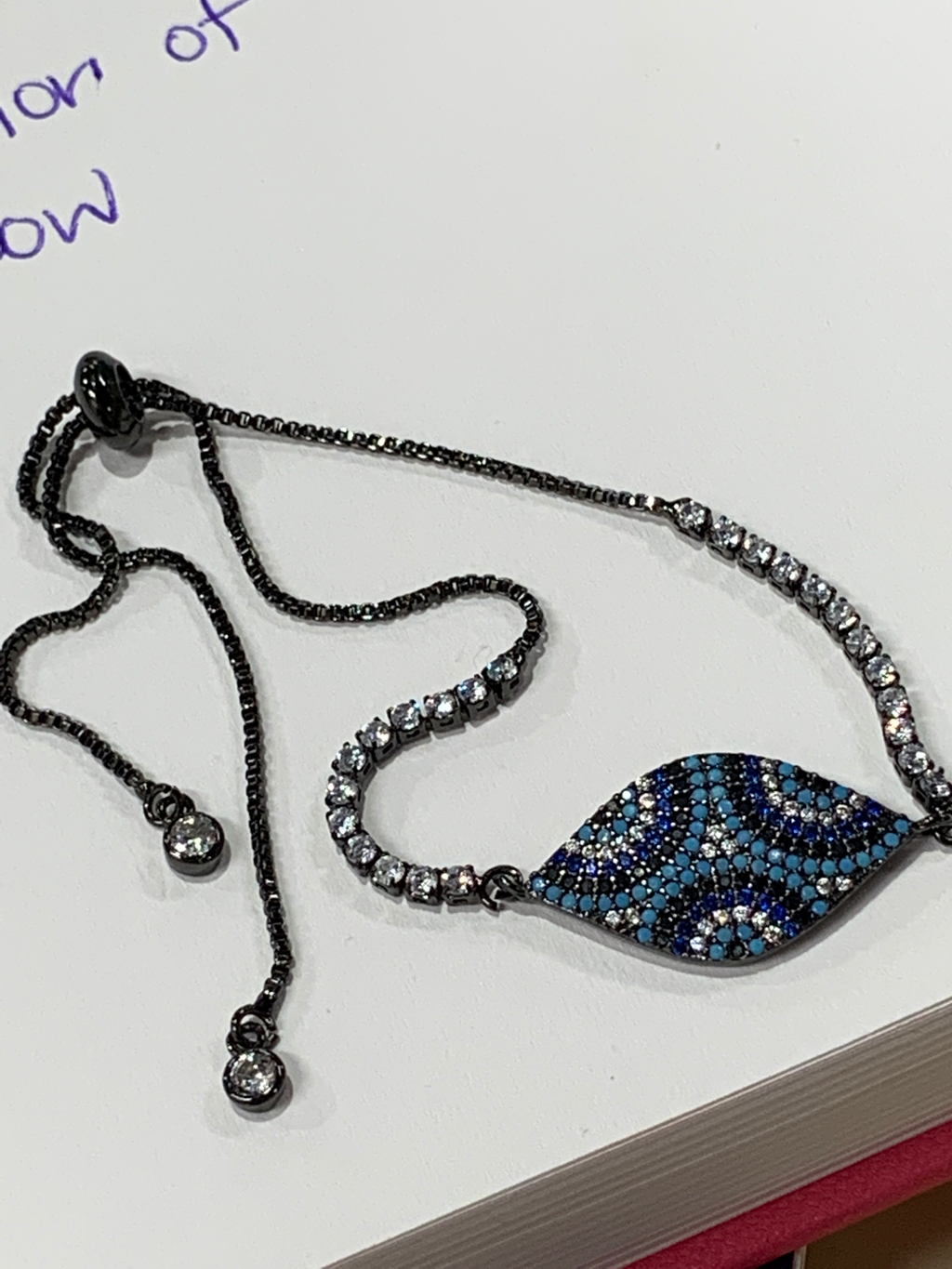 Dangle bracelet
