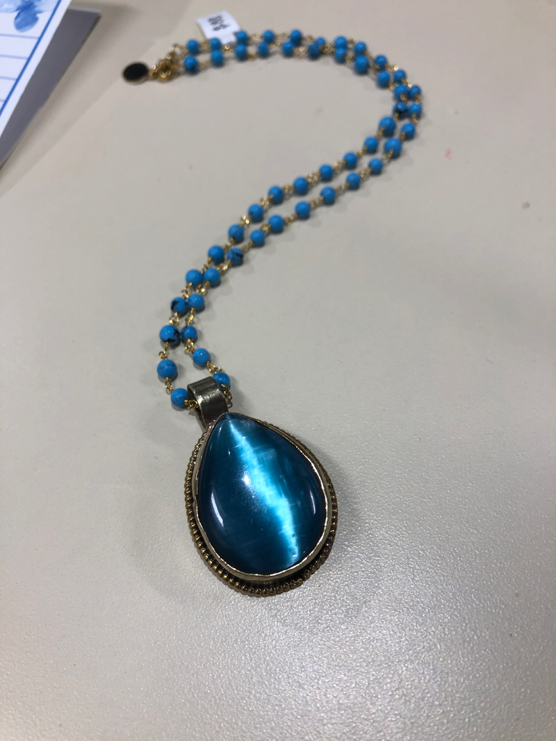 Cats Eye blue necklace