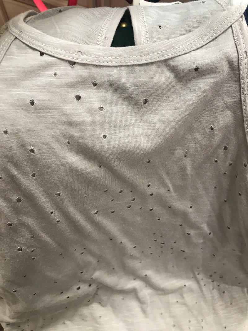 HB grey tank