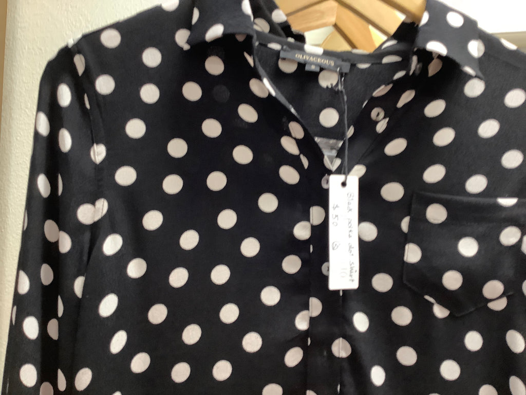 Oliv black polka dot shirt