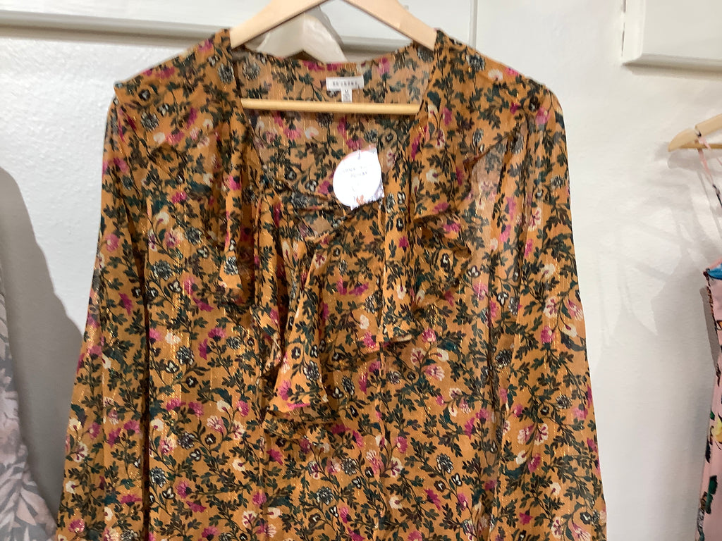 EC camel flower blouse