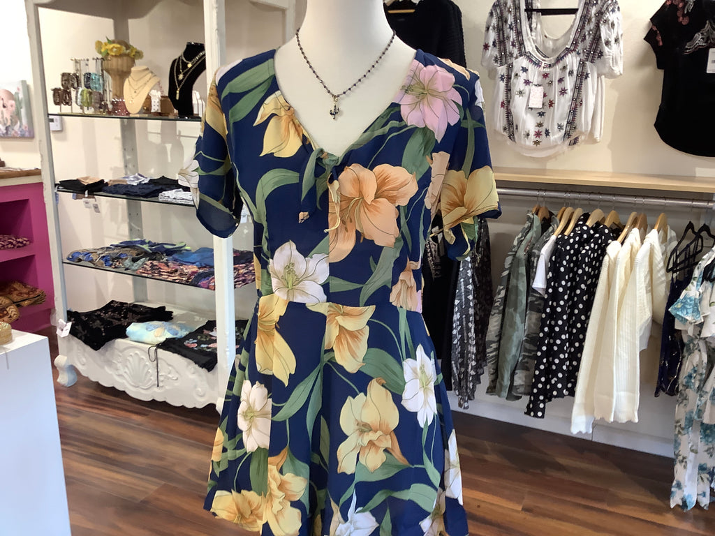 Oliv Lilly romper
