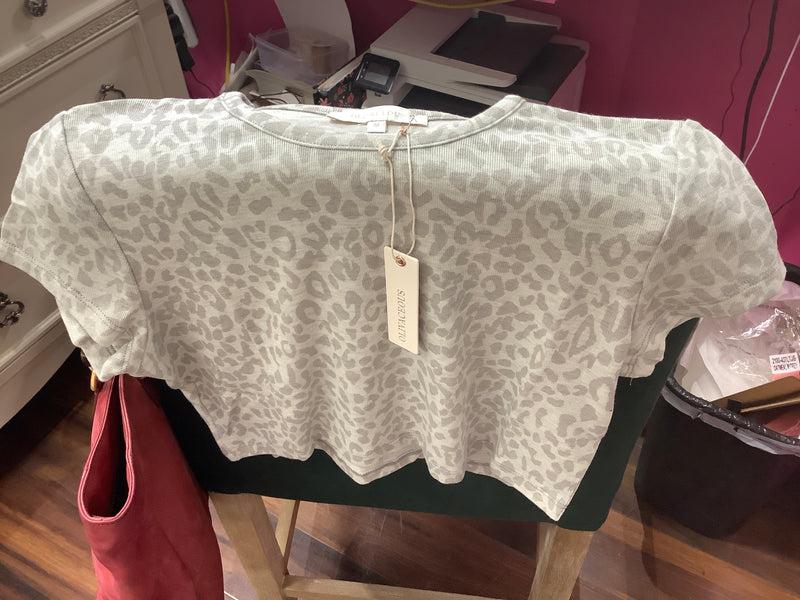 Oliv Leopard Top